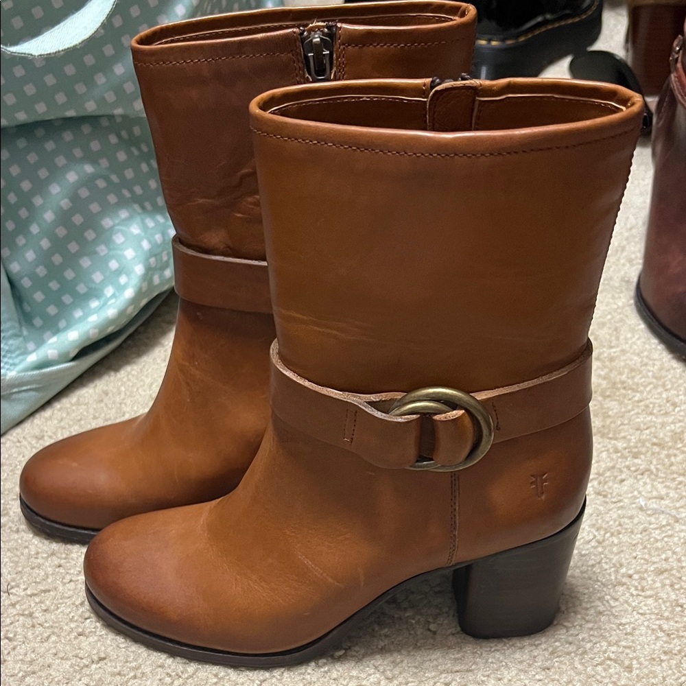 Frye Women's Tan Leather Heeled Boots